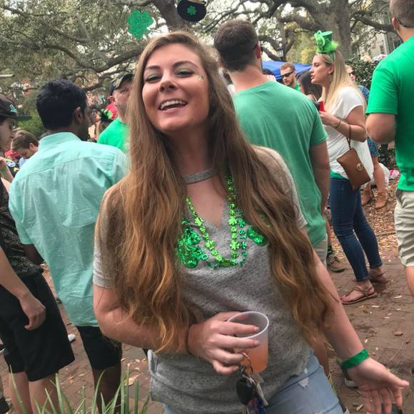 Meet your Posher, Sara - Picture 1 of 1